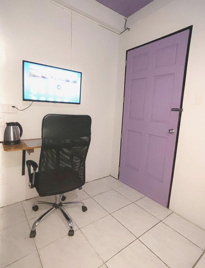 Manila Nomads Hostel マニラ市 エクステリア 写真