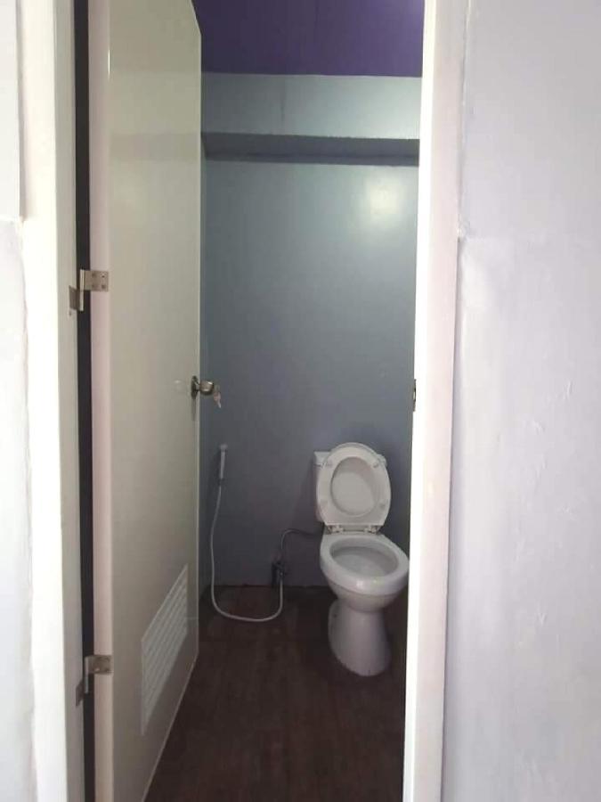 Manila Nomads Hostel マニラ市 エクステリア 写真